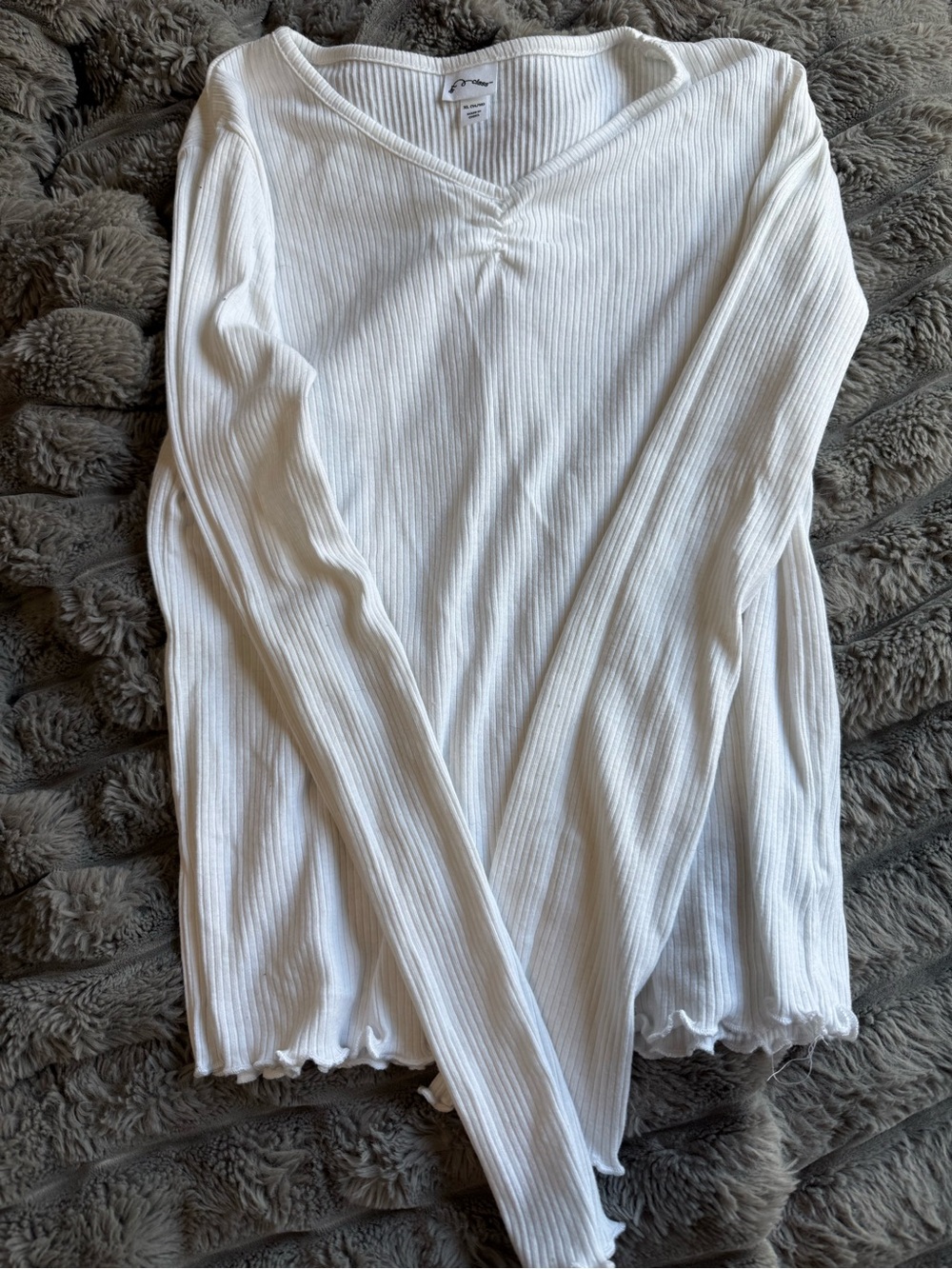 art class White Ribbed Long Sleeve V-Neck Tee